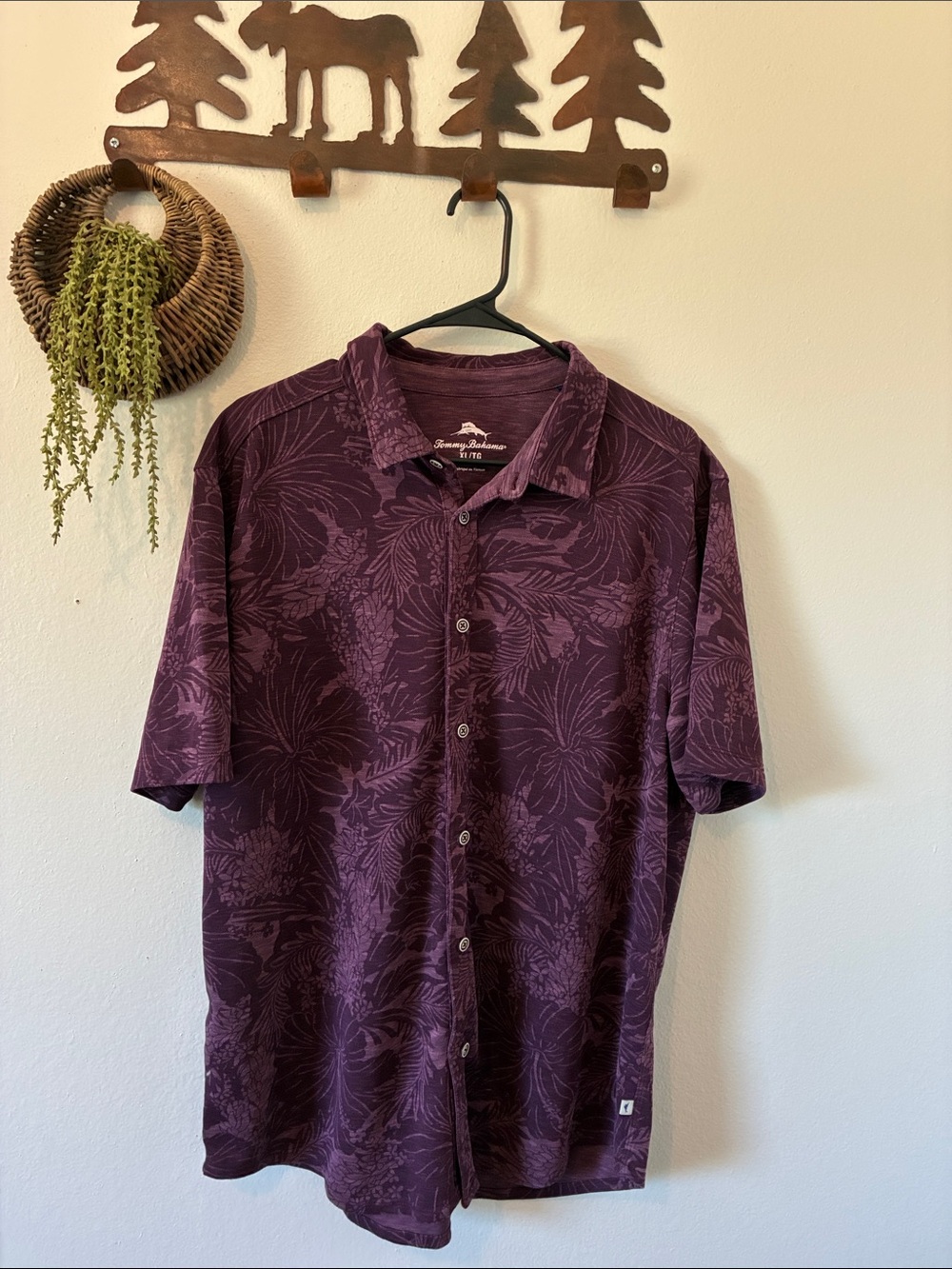 Tommy Bahama Men's XL Tropical Palm Leaf Print Shirt